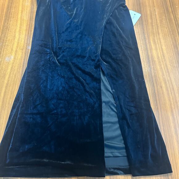 Adrianna Papell Black Velvet Wrap Gown, Rhinestone Straps, Size 20 NWT - Picture 10 of 11